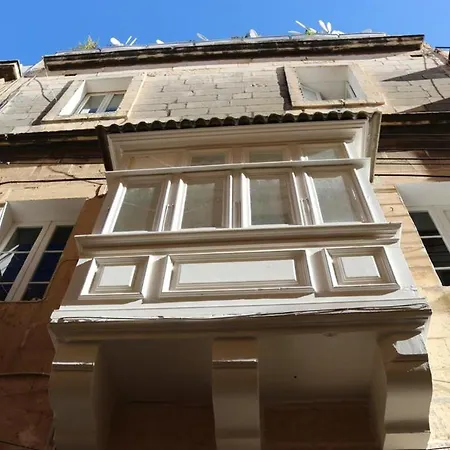 With One Bedroom In With Wifi 500 M From The Beach Cospicua
