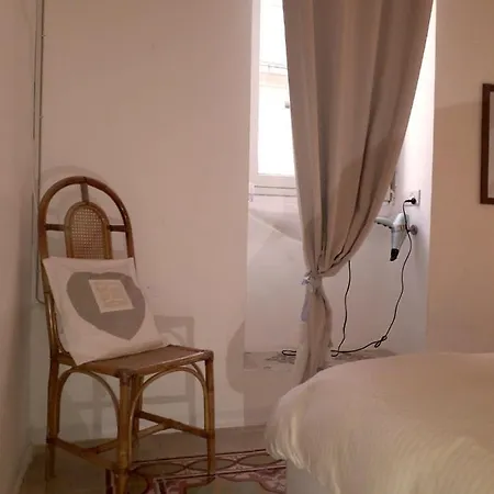 With One Bedroom In With Wifi 500 M From The Beach شقة