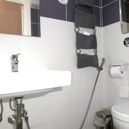 شقة With One Bedroom In With Wifi 500 M From The Beach